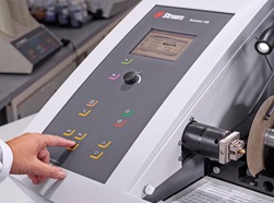 Accutom100直观的用户界面